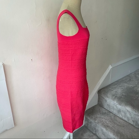D Exterior Pink Square Neck Textured Bodycon Dress - Picture 4 of 8
